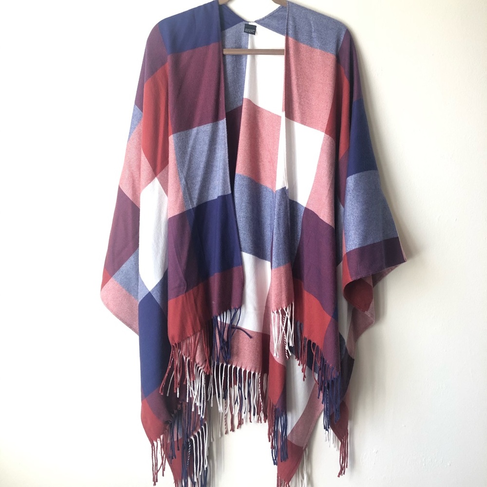 Women’s Checkered Poncho